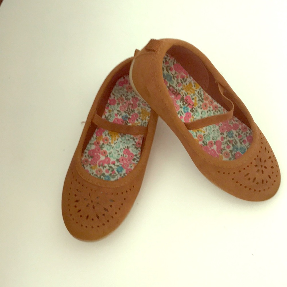 Carter’s Toddler Girls Faux Suede Upper Shoes